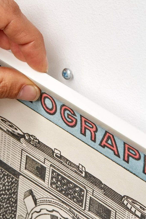Listelli per Poster Bianco 70cm foro per appendere | Yourdecoration.it