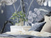 komar_vlies_carta da parati_x7_1041_merian_blue_int_detail | Yourdecoration.it