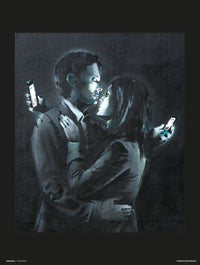 grupo erik brandalised mobile phone lovers close stampa artistica 30x40cm | Yourdecoration.it