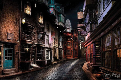 Pyramid Harry Potter Diagon Alley Poster 91,5x61cm | Yourdecoration.it